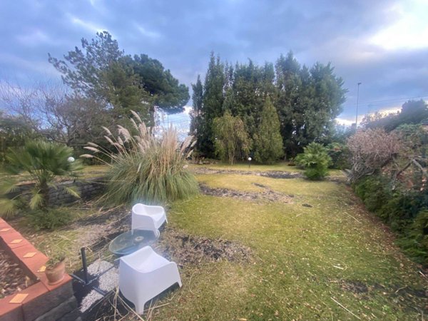 casa indipendente in vendita a Zafferana Etnea