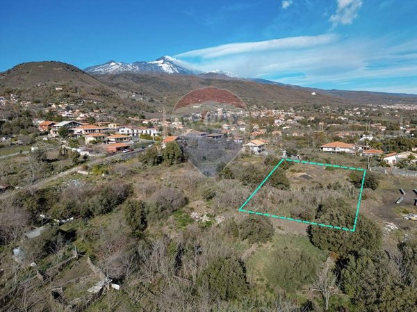 terreno agricolo in vendita a Zafferana Etnea in zona Fleri