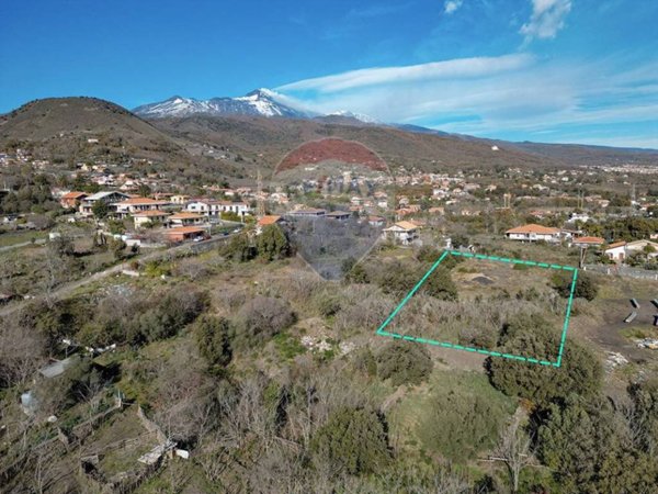 terreno agricolo in vendita a Zafferana Etnea in zona Fleri