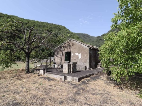 casa indipendente in vendita a Zafferana Etnea