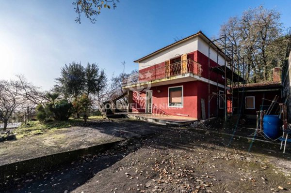 casa indipendente in vendita a Zafferana Etnea