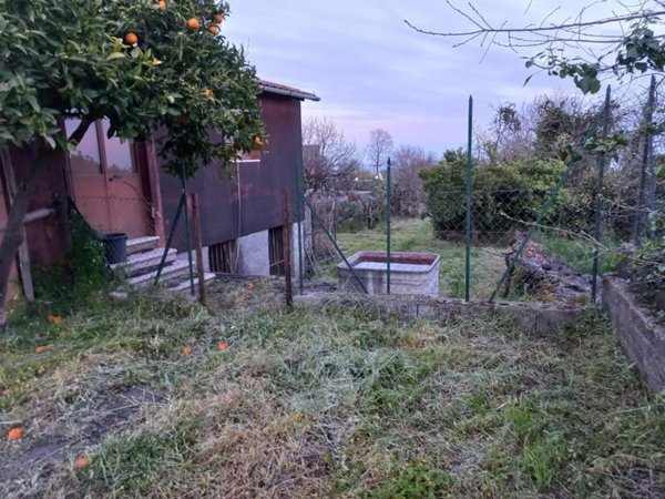 casa indipendente in vendita a Zafferana Etnea