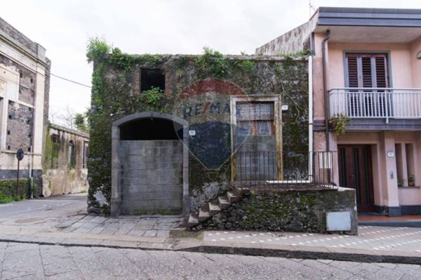 casa indipendente in vendita a Zafferana Etnea