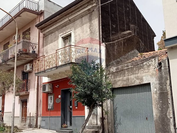 appartamento in vendita a Zafferana Etnea in zona Pisano Etneo