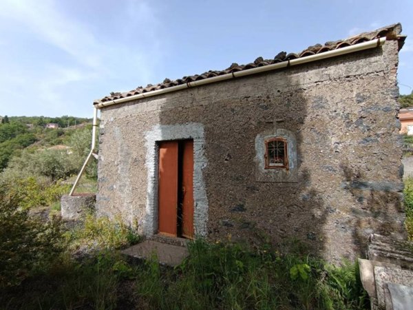 casa indipendente in vendita a Zafferana Etnea