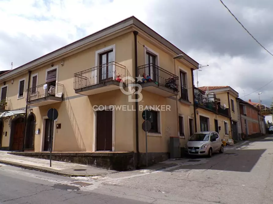 appartamento in vendita a Zafferana Etnea in zona Fleri