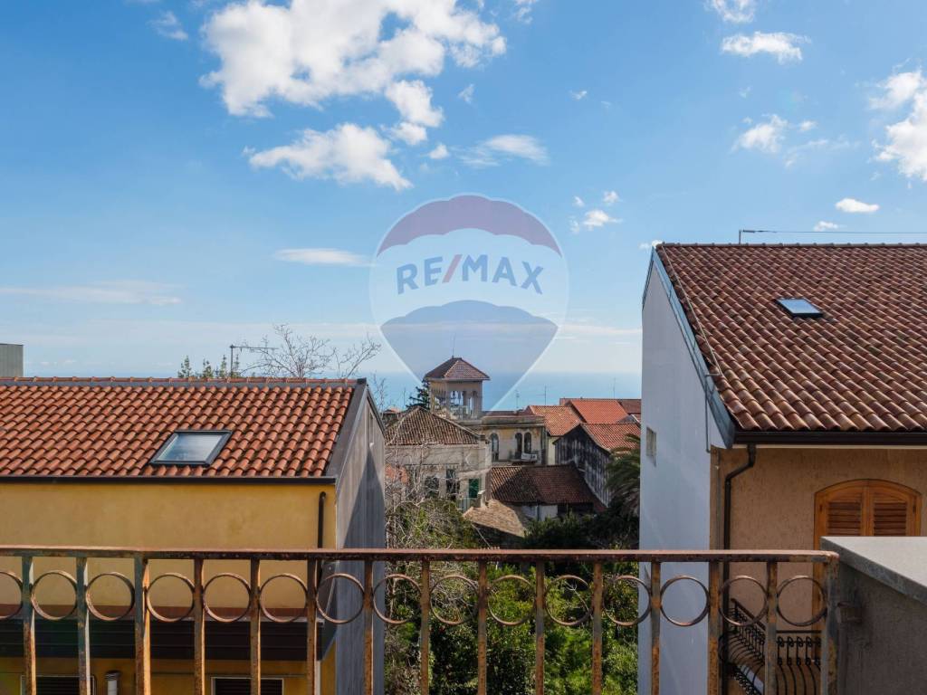 casa indipendente in vendita a Zafferana Etnea