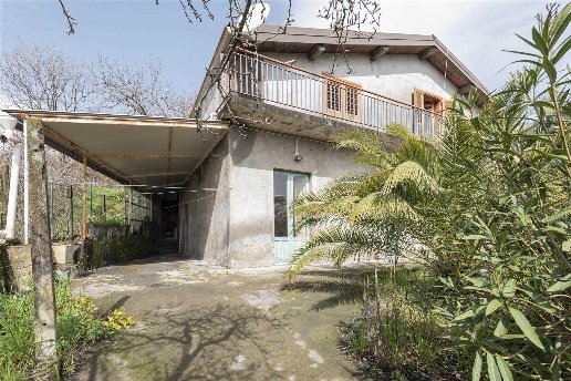 casa indipendente in vendita a Zafferana Etnea