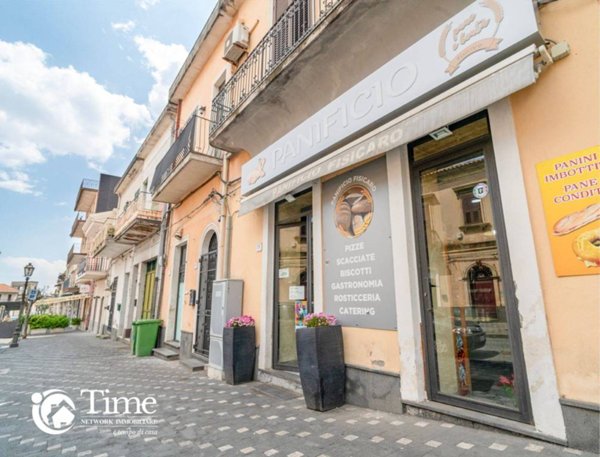 negozio in vendita a Zafferana Etnea