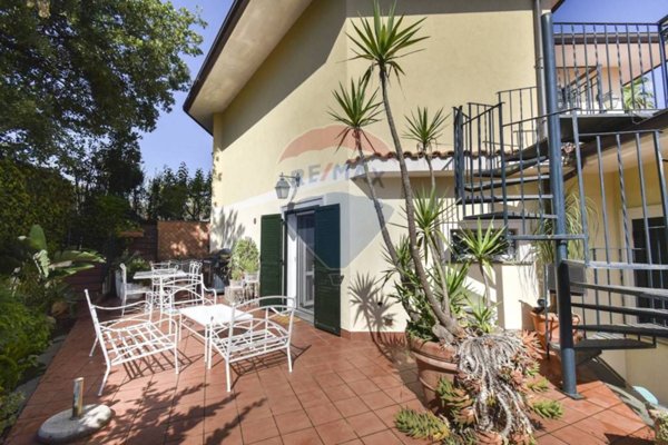 casa indipendente in vendita a Zafferana Etnea