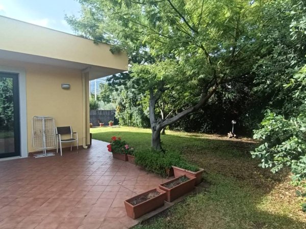 casa indipendente in vendita a Zafferana Etnea