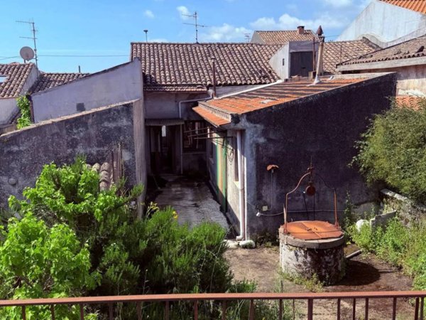 casa indipendente in vendita a Zafferana Etnea