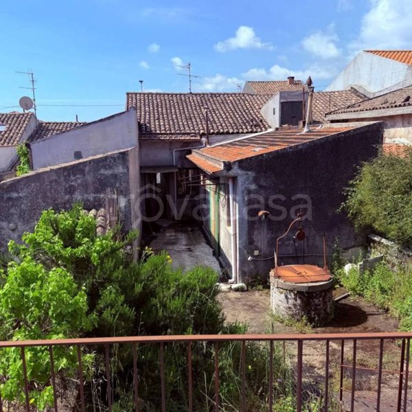 casa indipendente in vendita a Zafferana Etnea
