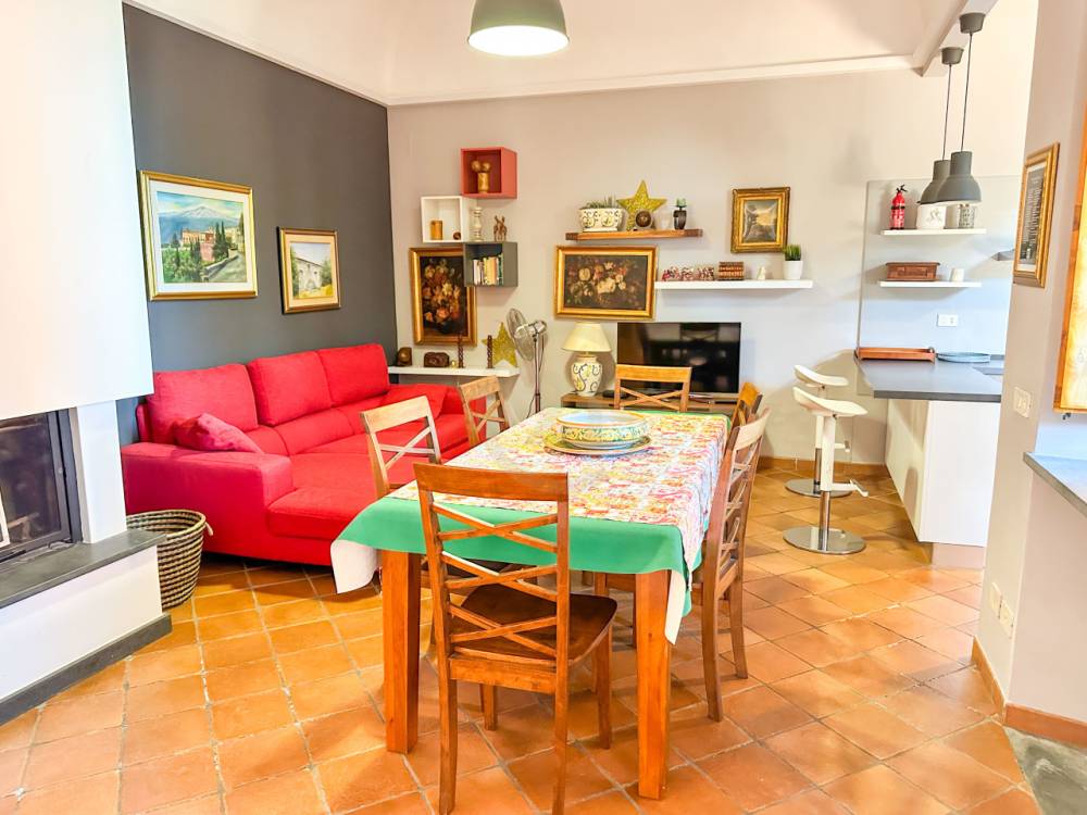 casa indipendente in vendita a Zafferana Etnea