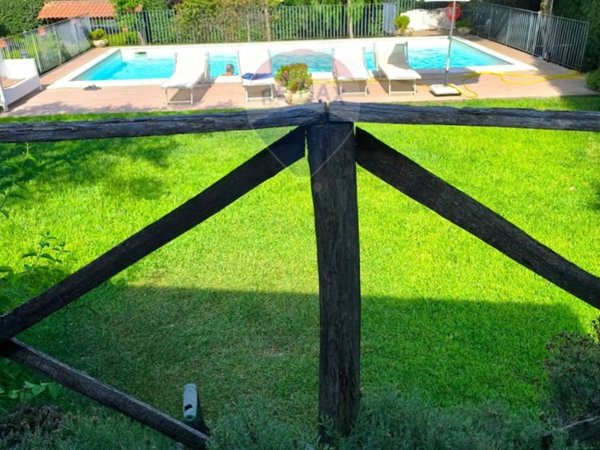 casa indipendente in vendita a Zafferana Etnea