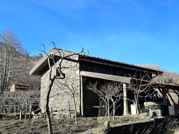 appartamento in vendita a Zafferana Etnea