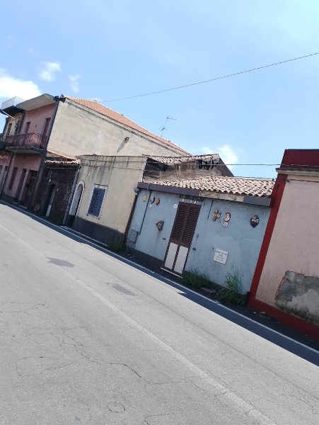 casa indipendente in vendita a Zafferana Etnea