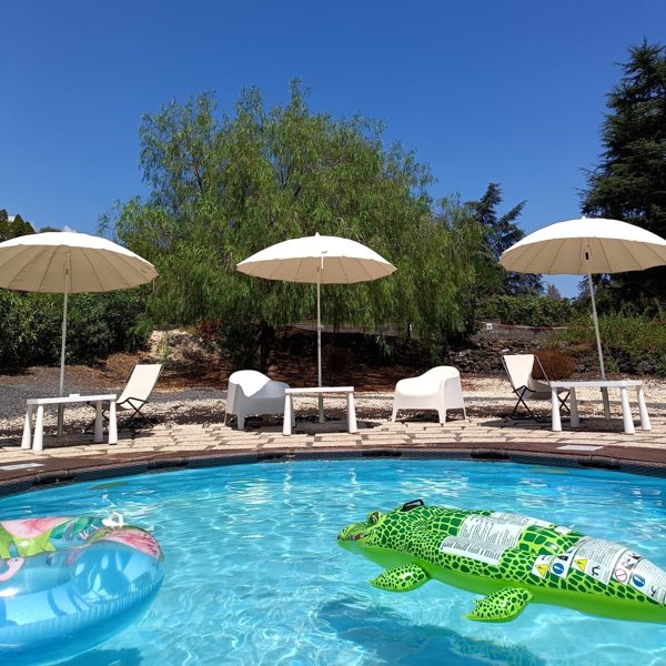 casa indipendente in vendita a Zafferana Etnea in zona Fleri