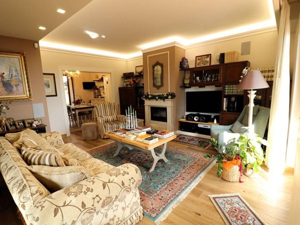 casa indipendente in vendita a Zafferana Etnea