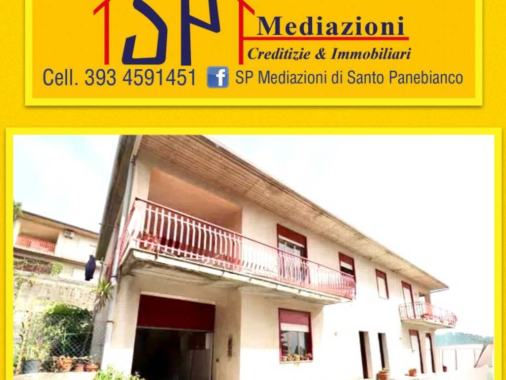 casa indipendente in vendita a Zafferana Etnea
