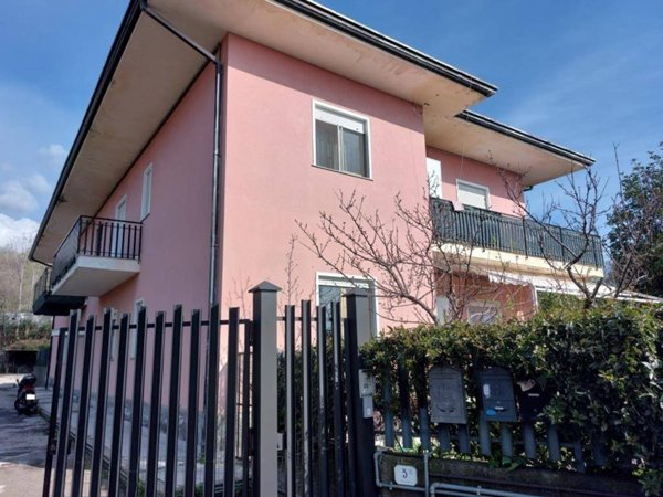 appartamento in vendita a Zafferana Etnea in zona Fleri