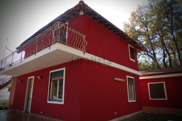 casa indipendente in vendita a Zafferana Etnea