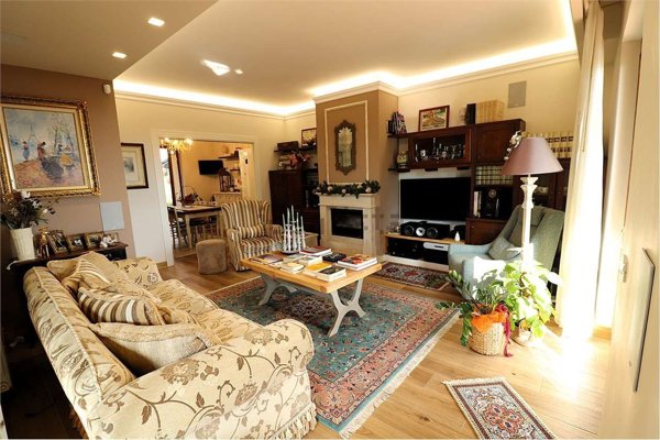 casa indipendente in vendita a Zafferana Etnea