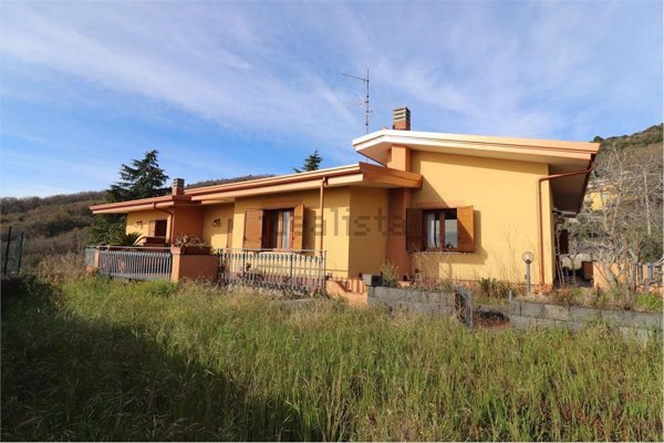 casa indipendente in vendita a Zafferana Etnea
