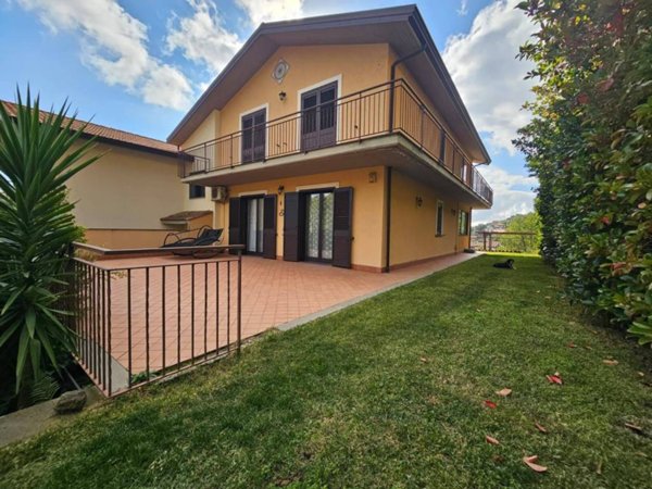 appartamento in vendita a Zafferana Etnea