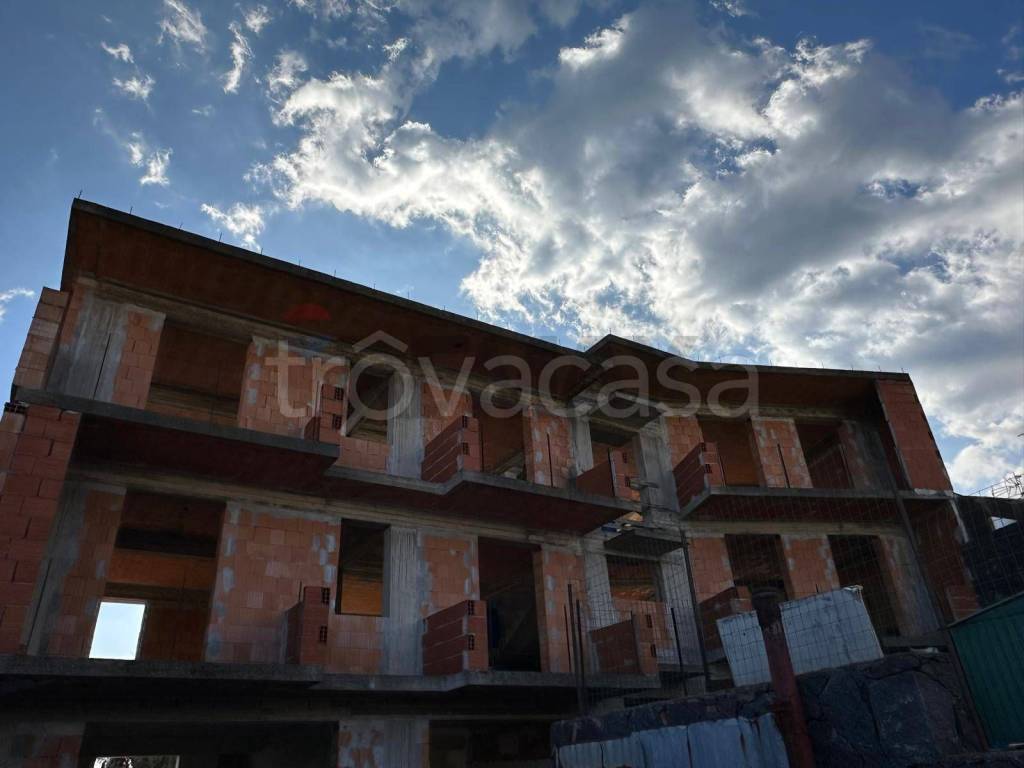 casa indipendente in vendita a Zafferana Etnea