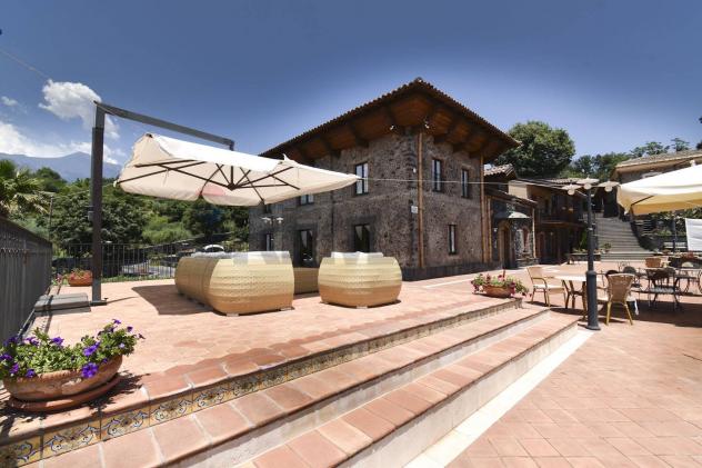 negozio in vendita a Zafferana Etnea