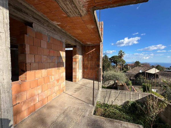 casa indipendente in vendita a Zafferana Etnea