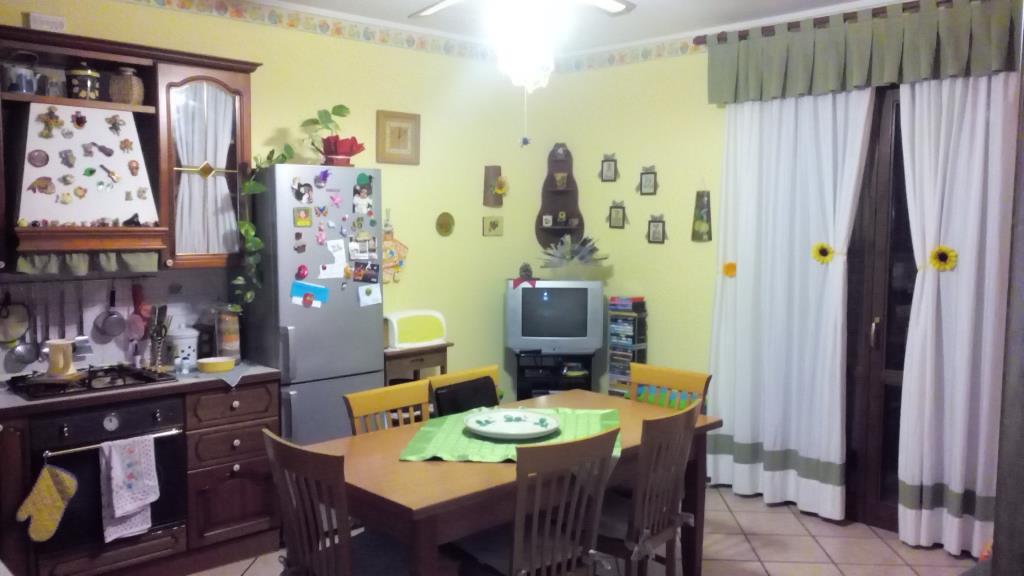 casa indipendente in vendita a Zafferana Etnea