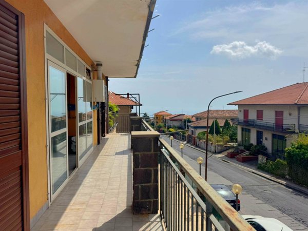 appartamento in vendita a Zafferana Etnea