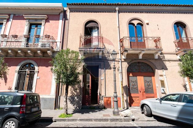casa semindipendente in vendita a Zafferana Etnea