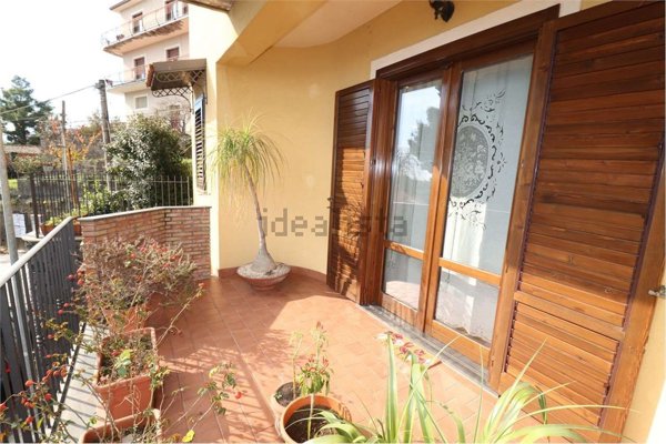 casa indipendente in vendita a Zafferana Etnea