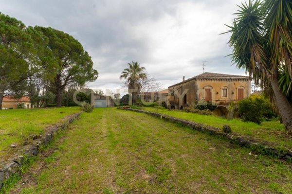 casa indipendente in vendita a Zafferana Etnea