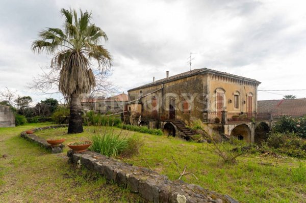 casa indipendente in vendita a Zafferana Etnea