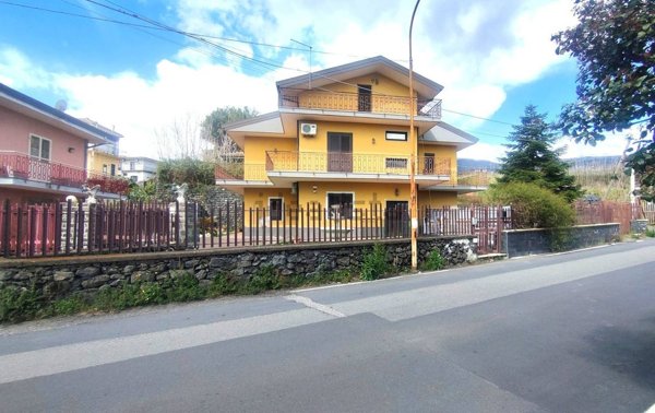 appartamento in vendita a Zafferana Etnea