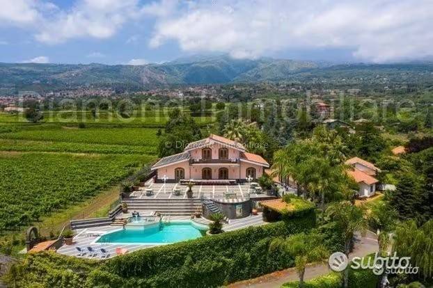 villa in vendita a Zafferana Etnea