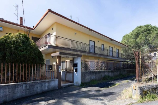 appartamento in vendita a Zafferana Etnea