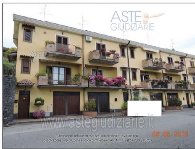 casa indipendente in vendita a Zafferana Etnea