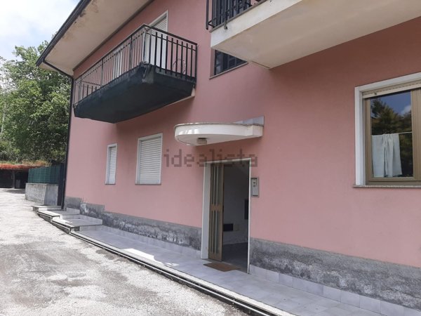 appartamento in vendita a Zafferana Etnea in zona Fleri