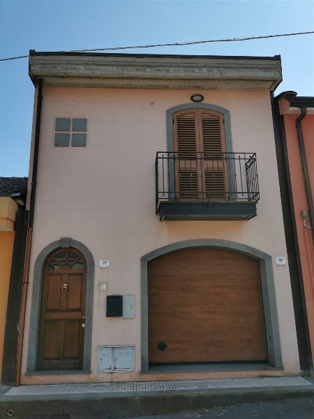 casa indipendente in vendita a Zafferana Etnea