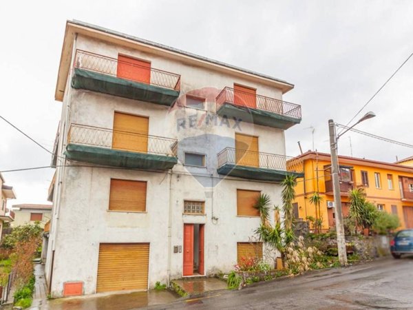 casa indipendente in vendita a Zafferana Etnea