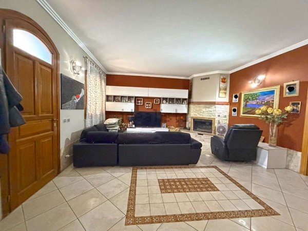 casa indipendente in vendita a Zafferana Etnea