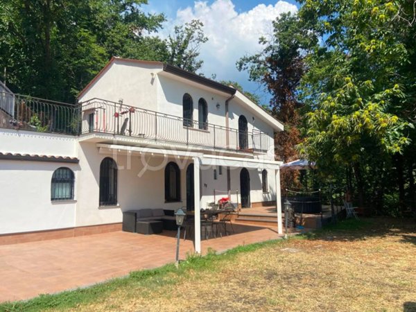 casa indipendente in vendita a Zafferana Etnea