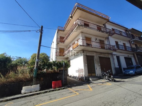 appartamento in vendita a Zafferana Etnea