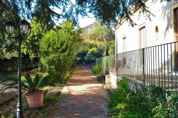 casa indipendente in vendita a Zafferana Etnea
