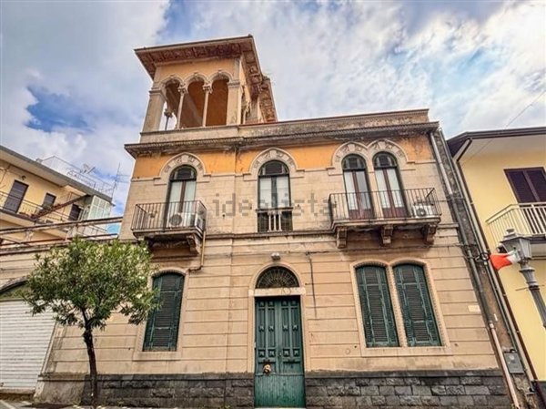 casa indipendente in vendita a Zafferana Etnea